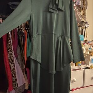 Women's Dark Green Long Sleeve Peplum Dress